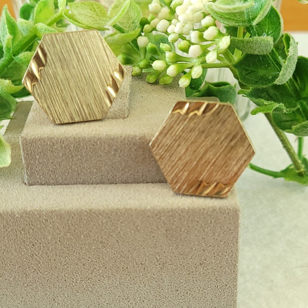 Vintage Hexagon Cufflinks Gold Tone Textured Geometric Men's Formal Cuff Links